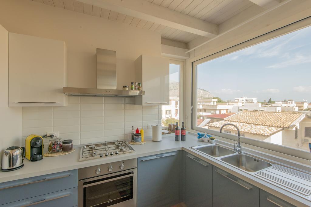 La Terrazza Del Baglio Lägenhet Mondello Exteriör bild