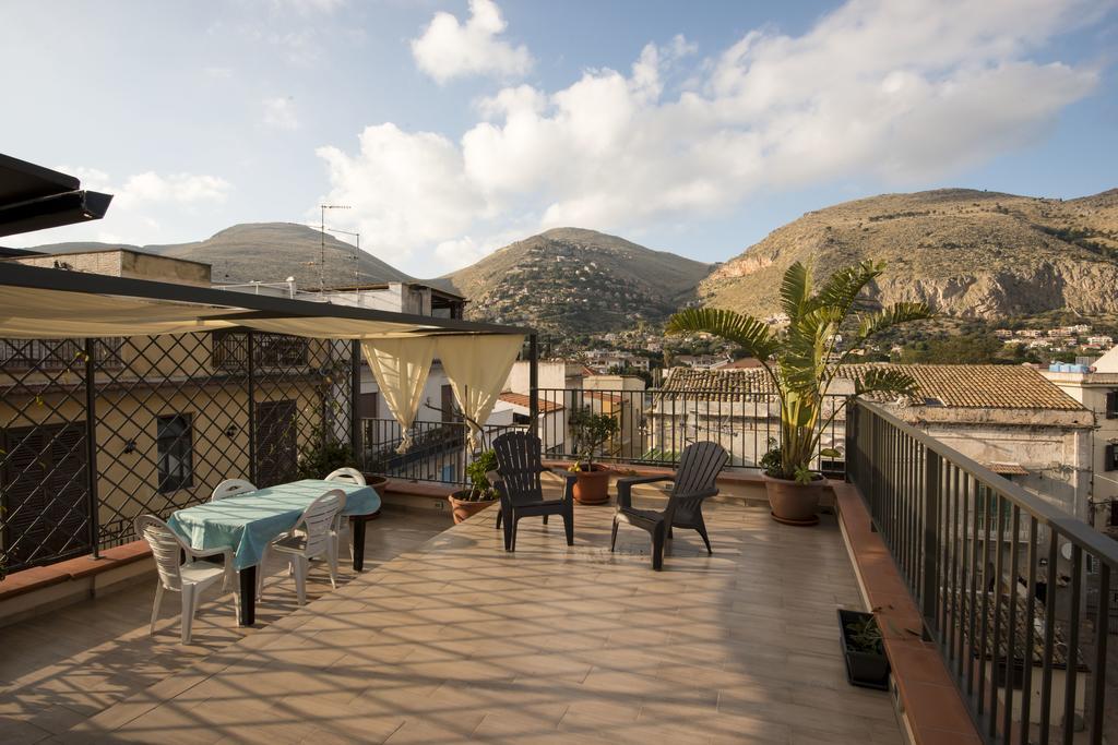 La Terrazza Del Baglio Lägenhet Mondello Exteriör bild