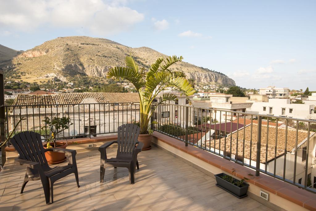 La Terrazza Del Baglio Lägenhet Mondello Exteriör bild